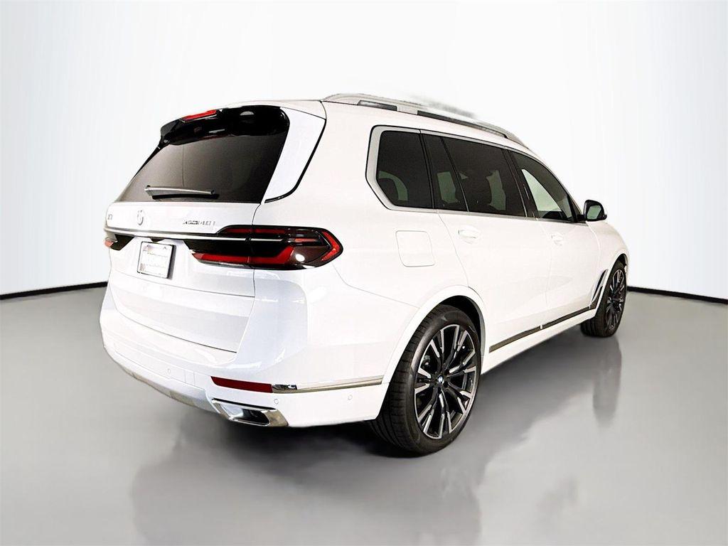 new 2026 BMW X7 car, priced at $100,805