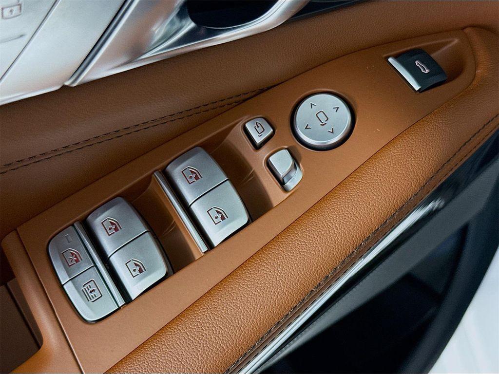 new 2026 BMW X7 car, priced at $100,805