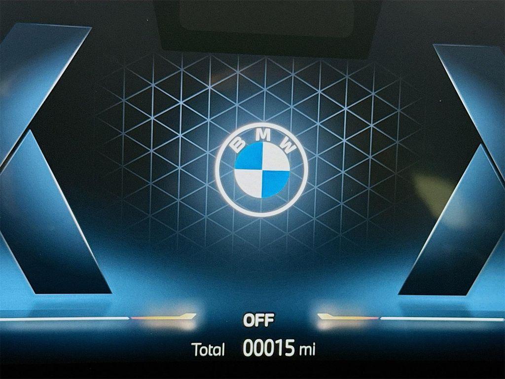 new 2026 BMW X7 car, priced at $100,805