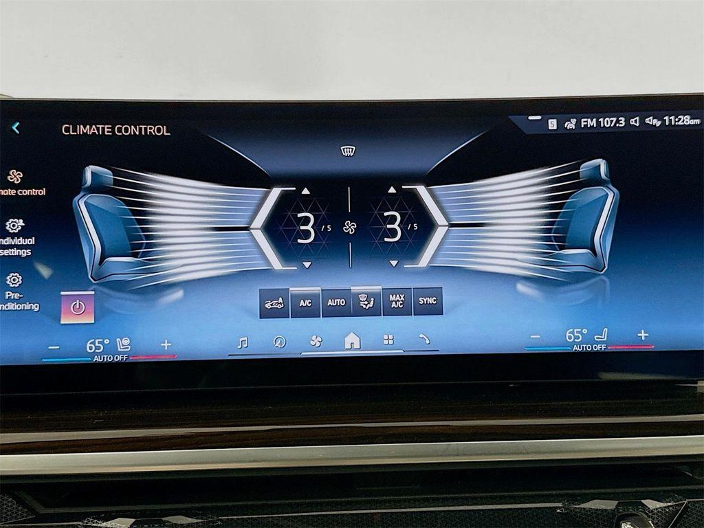 new 2026 BMW X7 car, priced at $100,805