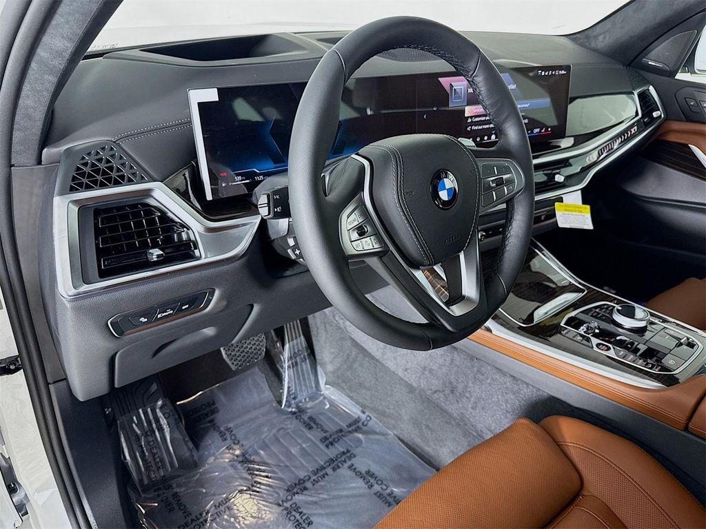 new 2026 BMW X7 car, priced at $100,805