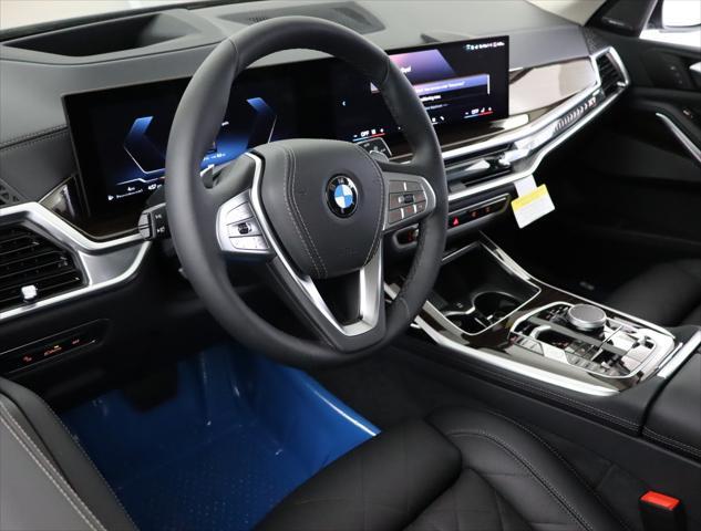 new 2025 BMW X7 car, priced at $88,785