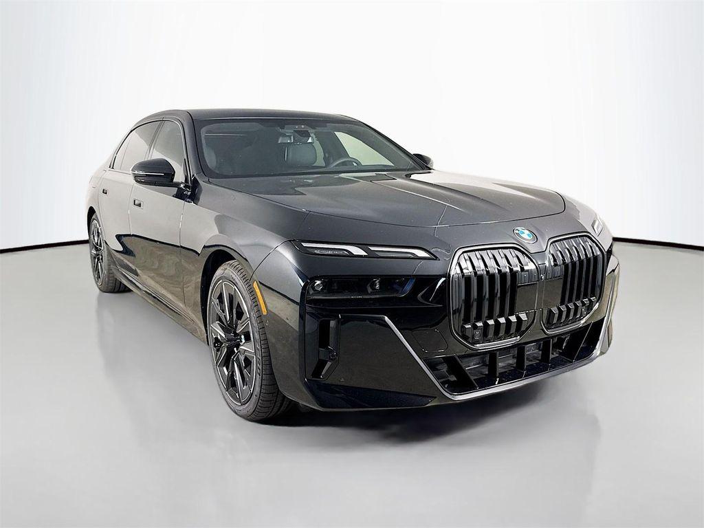 new 2025 BMW 760 car, priced at $135,475