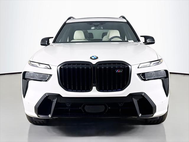 new 2026 BMW X7 car, priced at $123,105