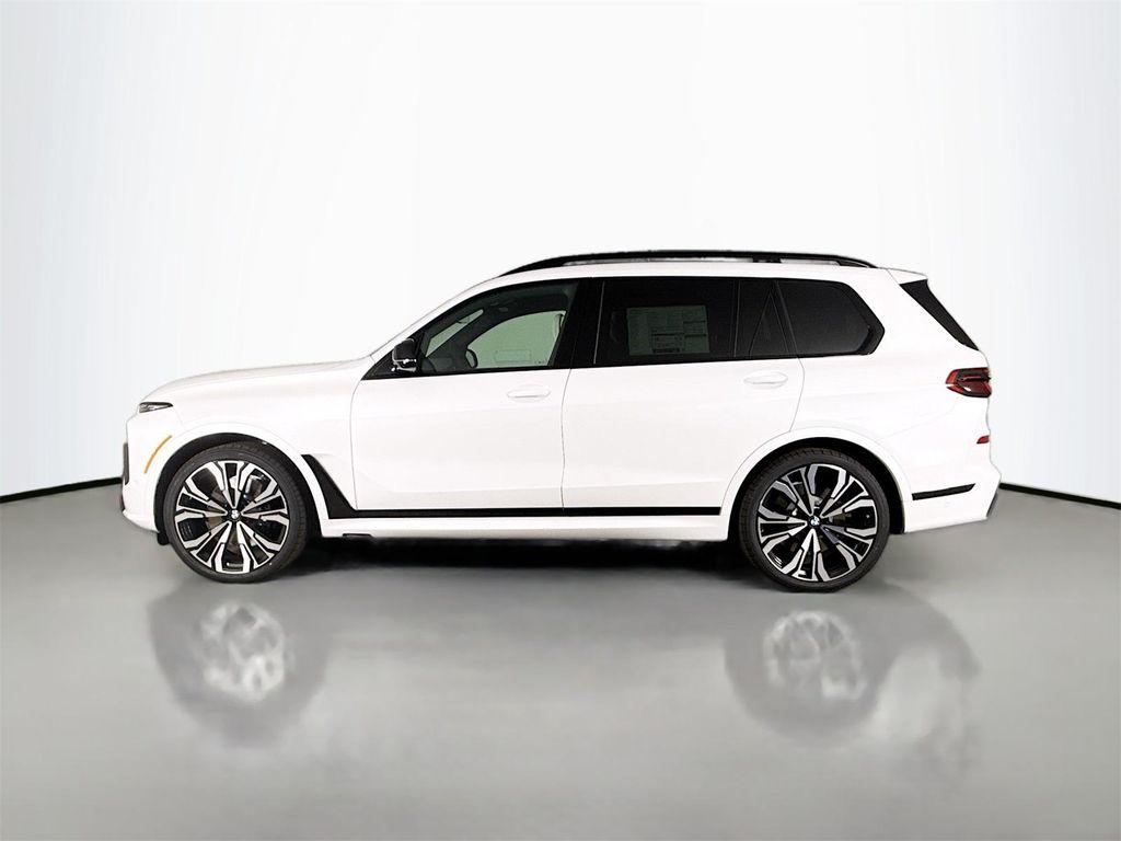 new 2026 BMW X7 car, priced at $123,105
