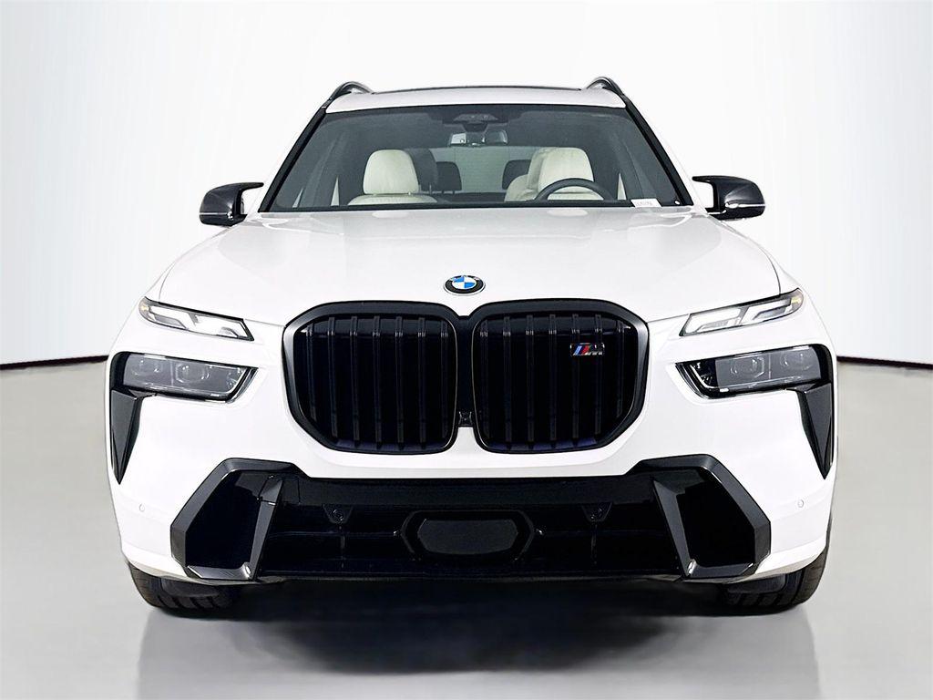 new 2026 BMW X7 car, priced at $123,105