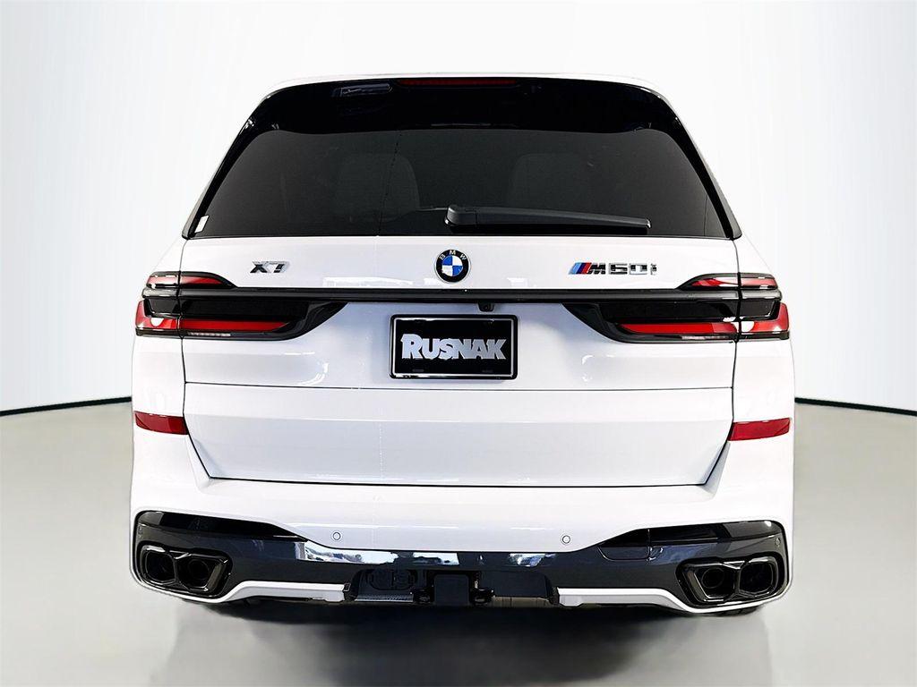 new 2026 BMW X7 car, priced at $123,105