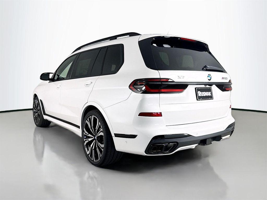 new 2026 BMW X7 car, priced at $123,105