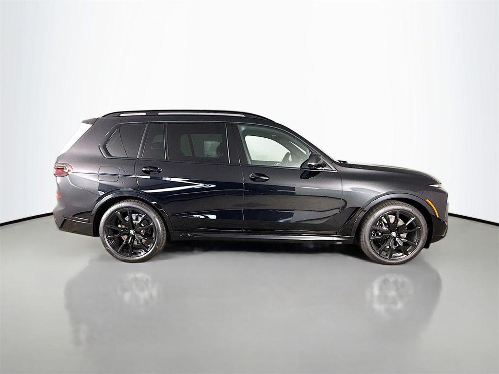 new 2026 BMW X7 car, priced at $102,705