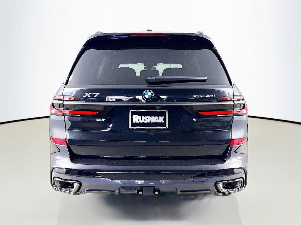 new 2026 BMW X7 car, priced at $102,705