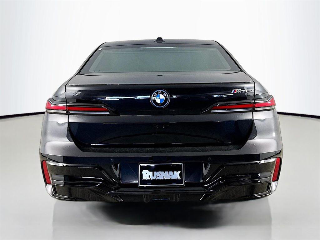 new 2026 BMW i7 car, priced at $189,050