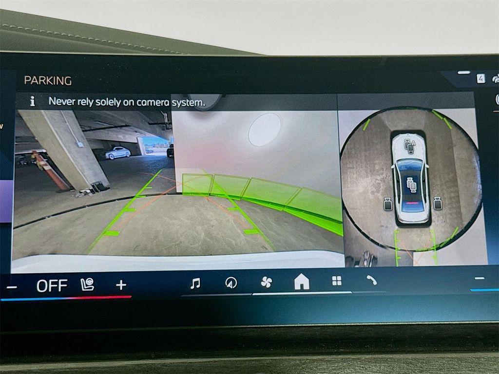 new 2025 BMW i7 car, priced at $135,175