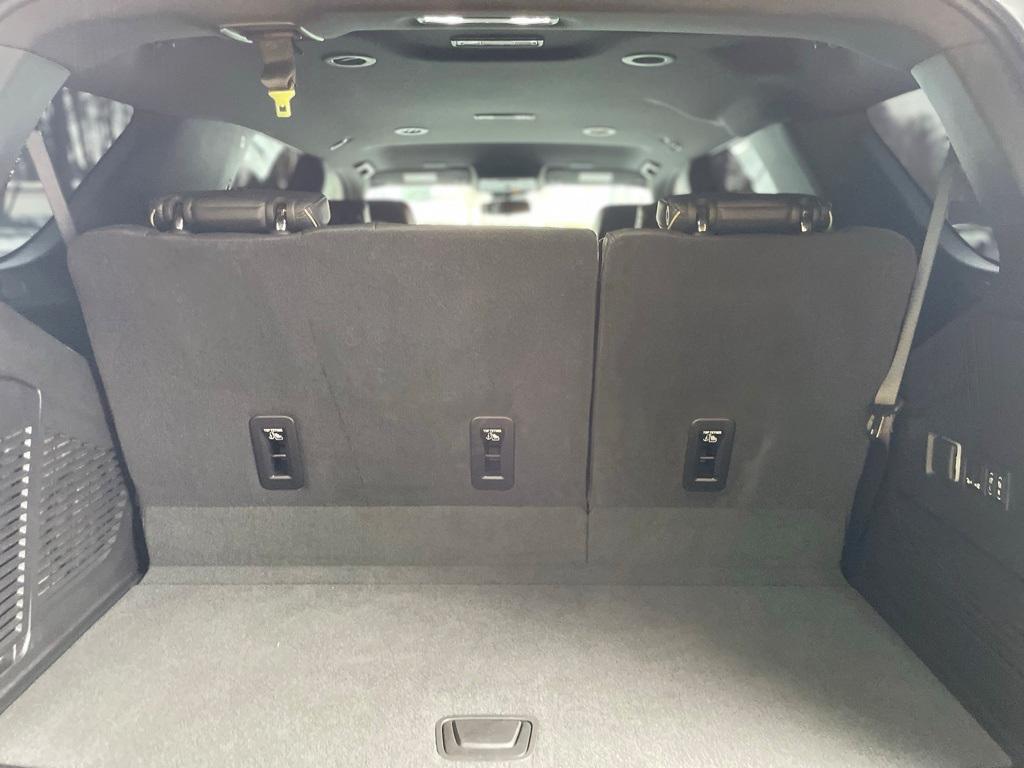 used 2025 GMC Yukon car, priced at $66,842