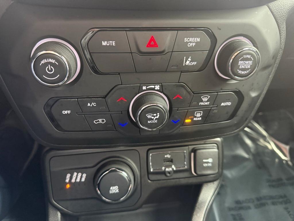 used 2022 Jeep Renegade car, priced at $19,999