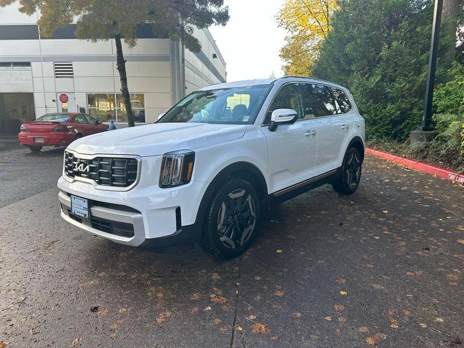 used 2025 Kia Telluride car, priced at $41,487