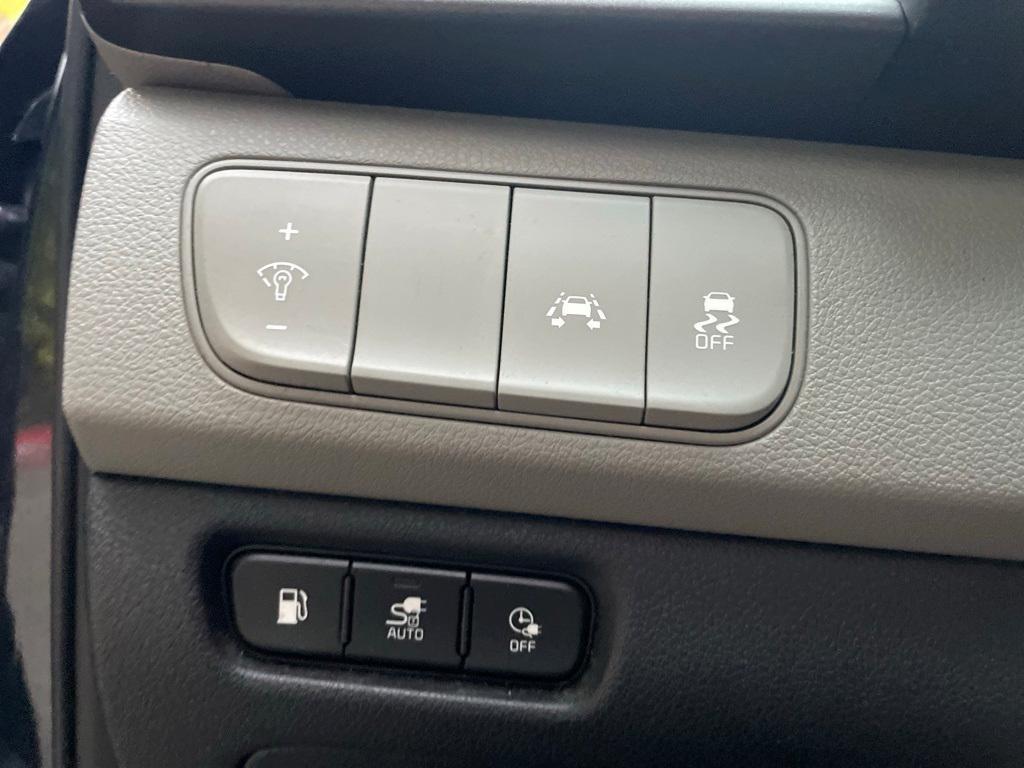 used 2018 Kia Niro Plug-In Hybrid car, priced at $18,999