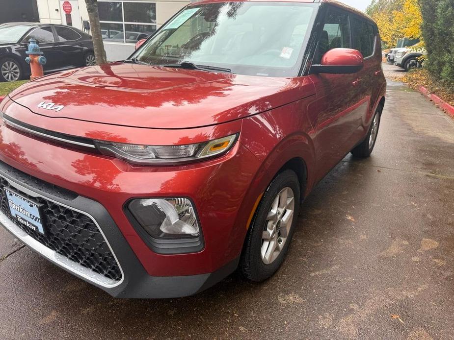 used 2022 Kia Soul car, priced at $15,999