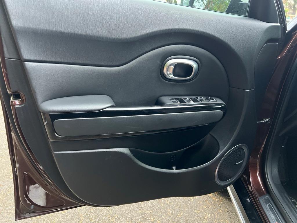 used 2017 Kia Soul car, priced at $13,999