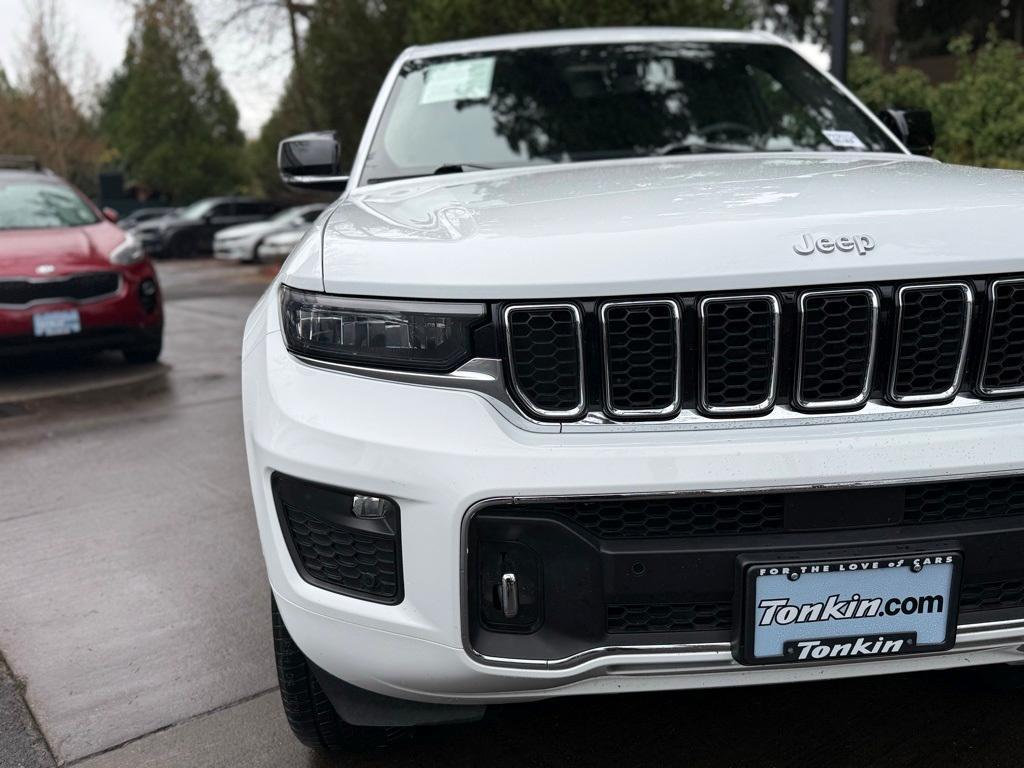 used 2024 Jeep Grand Cherokee car, priced at $38,999