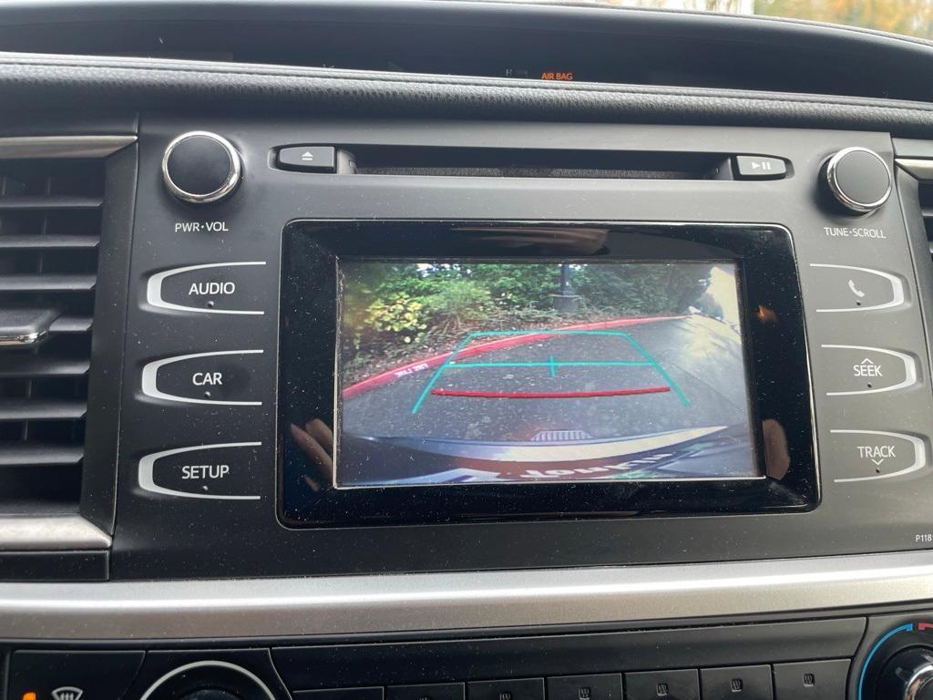 used 2019 Toyota Highlander car, priced at $24,995