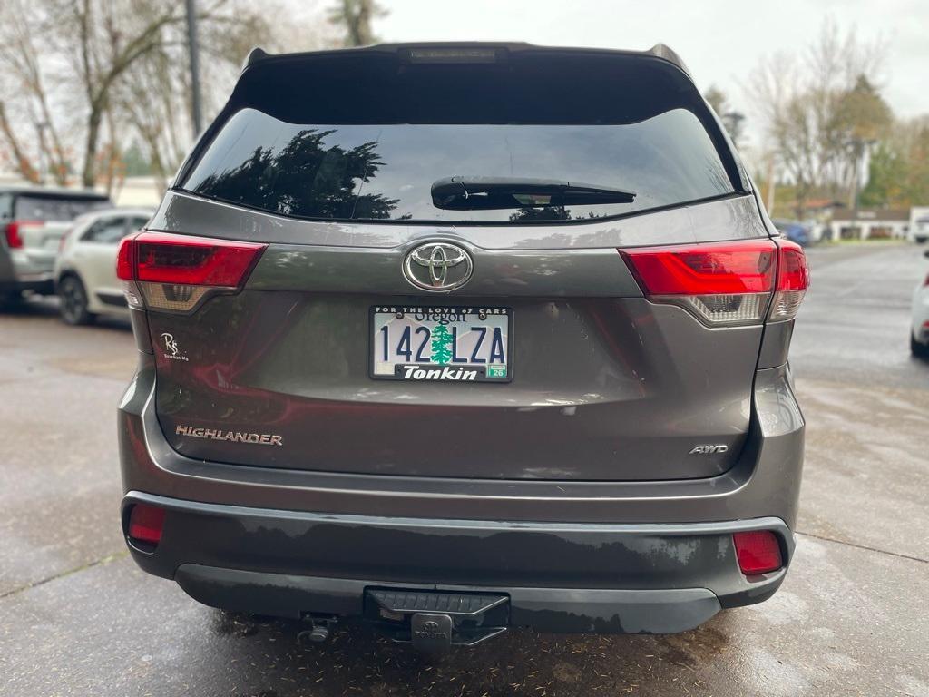 used 2019 Toyota Highlander car, priced at $24,995