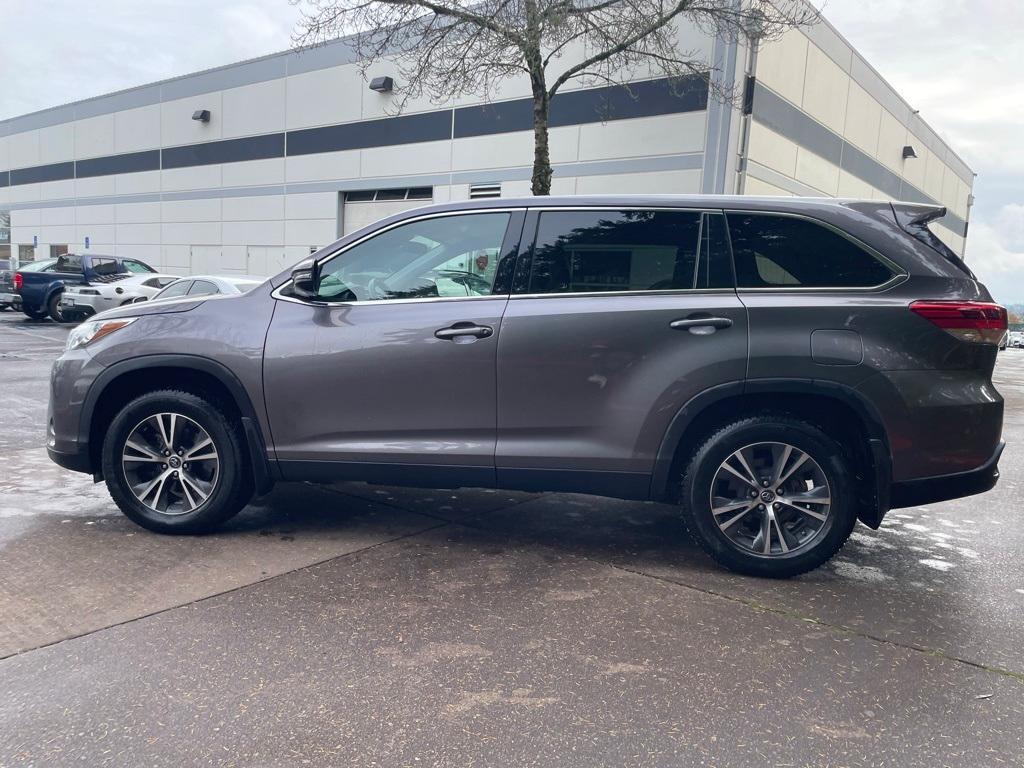 used 2019 Toyota Highlander car, priced at $24,995