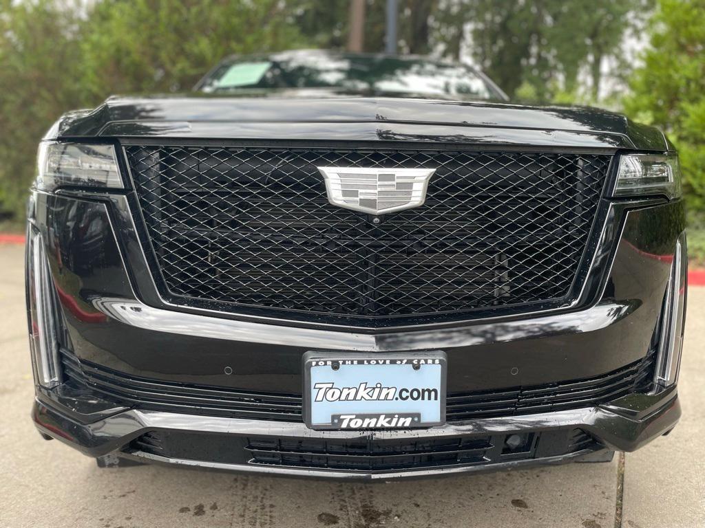 used 2023 Cadillac Escalade car, priced at $72,966