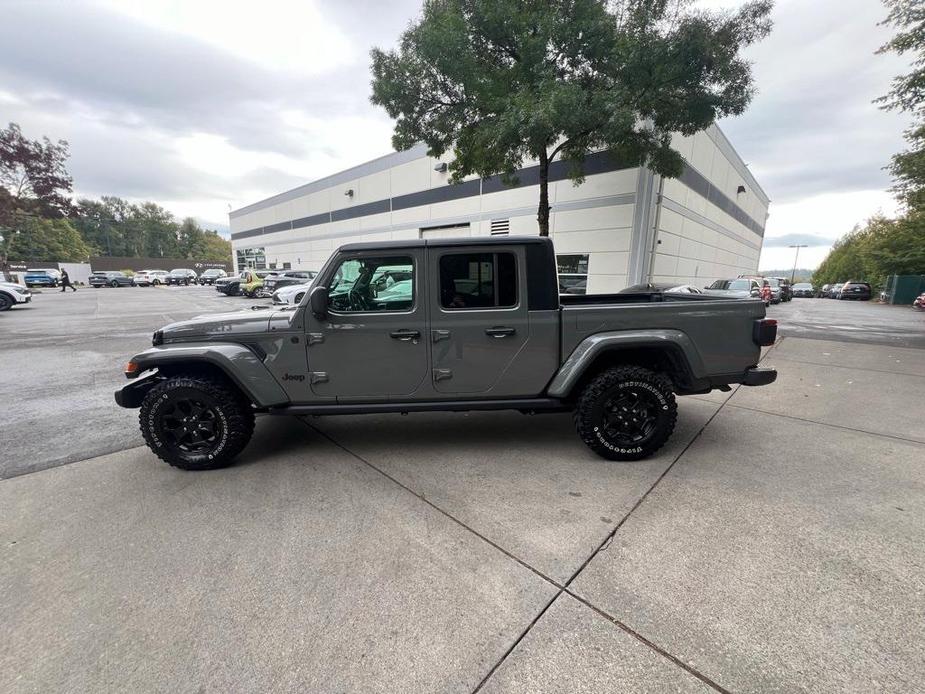 used 2021 Jeep Gladiator car, priced at $32,395