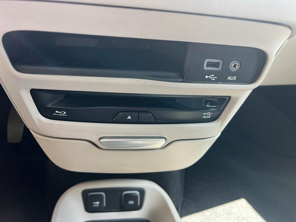 used 2018 Chrysler Pacifica car, priced at $20,495
