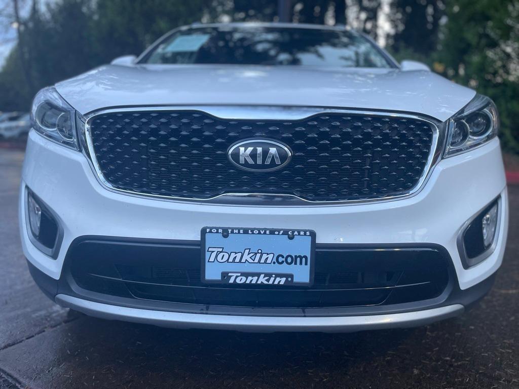 used 2016 Kia Sorento car, priced at $13,995
