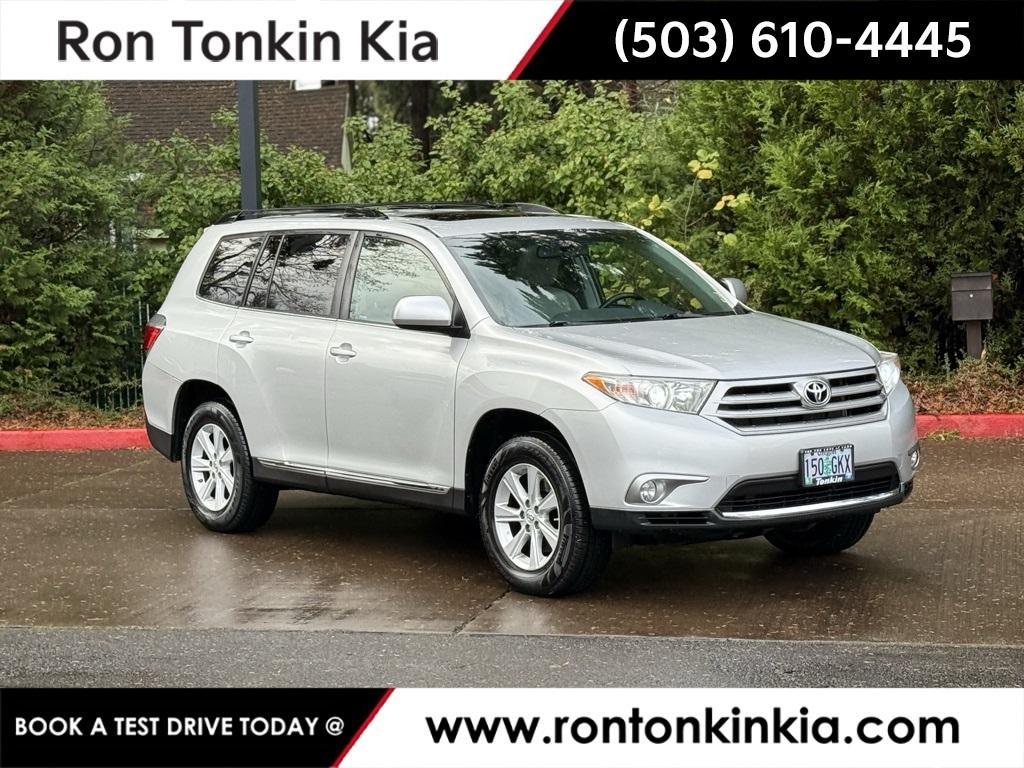 used 2013 Toyota Highlander car, priced at $17,995
