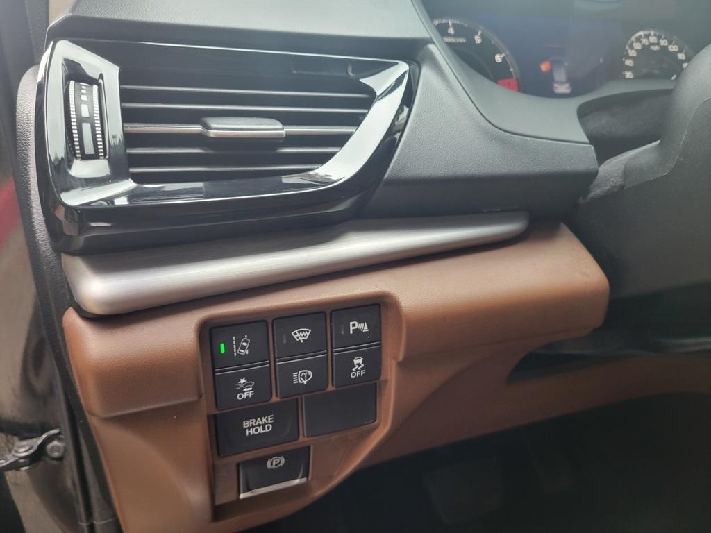 used 2021 Acura RDX car, priced at $32,766