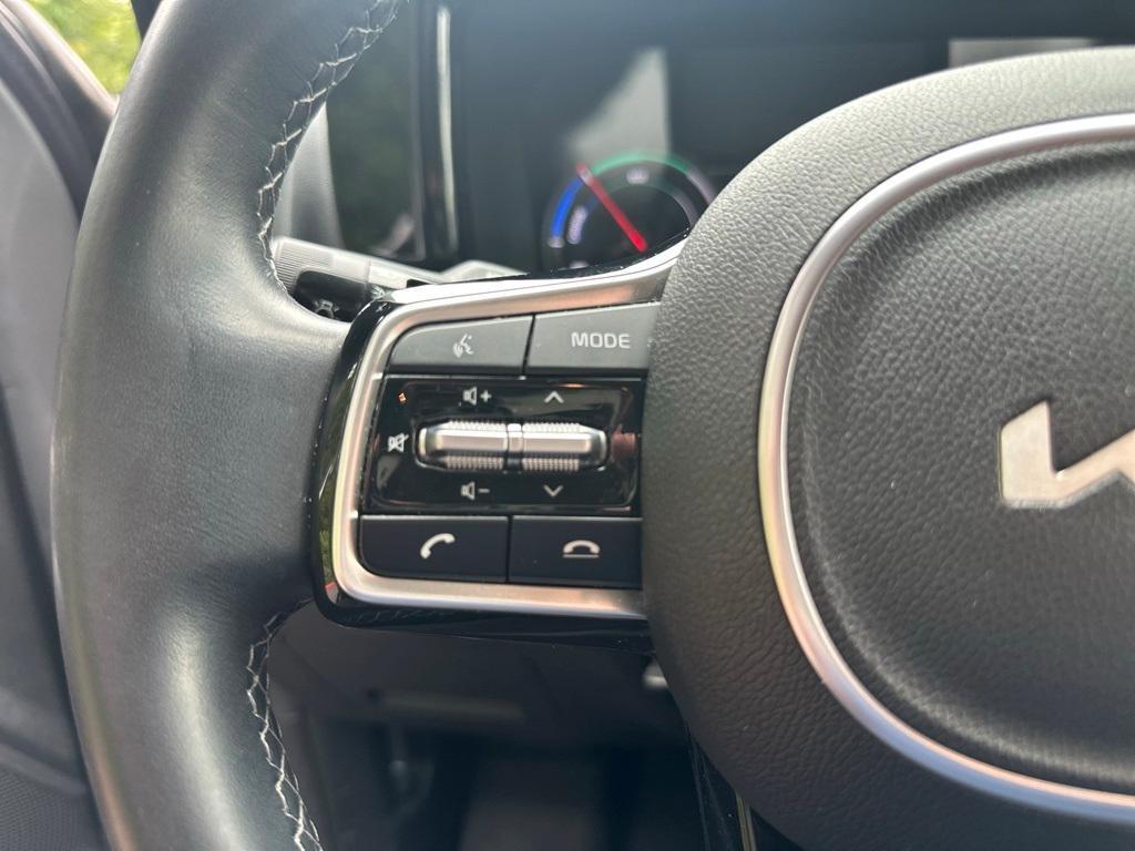 used 2023 Kia Sorento Hybrid car, priced at $31,986