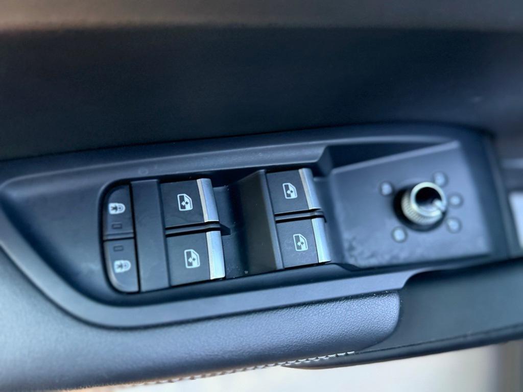 used 2022 Audi Q5 car, priced at $24,387