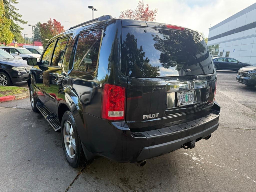 used 2011 Honda Pilot car, priced at $10,999