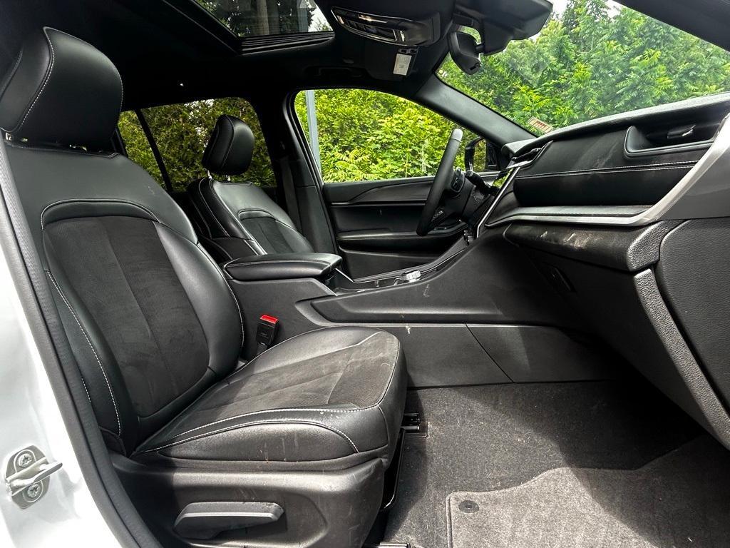used 2024 Jeep Grand Cherokee car, priced at $36,632