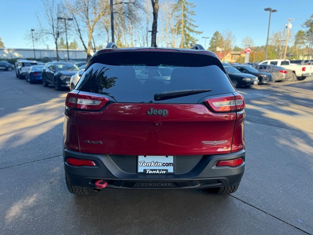 used 2014 Jeep Cherokee car, priced at $15,495