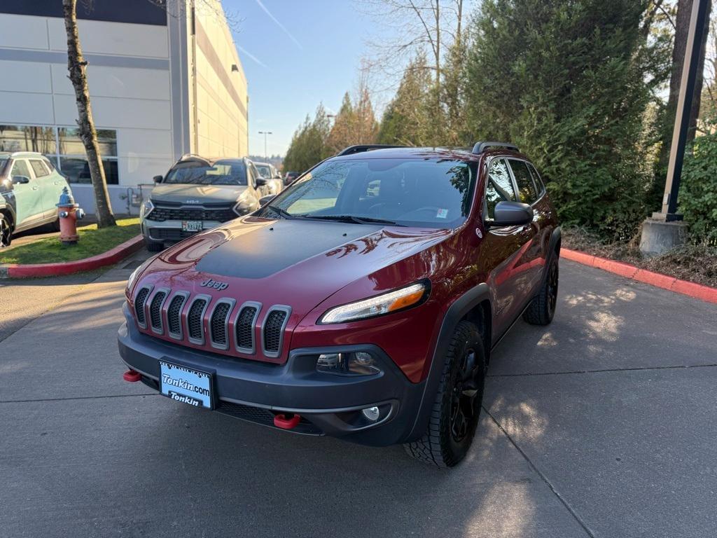 used 2014 Jeep Cherokee car, priced at $15,495