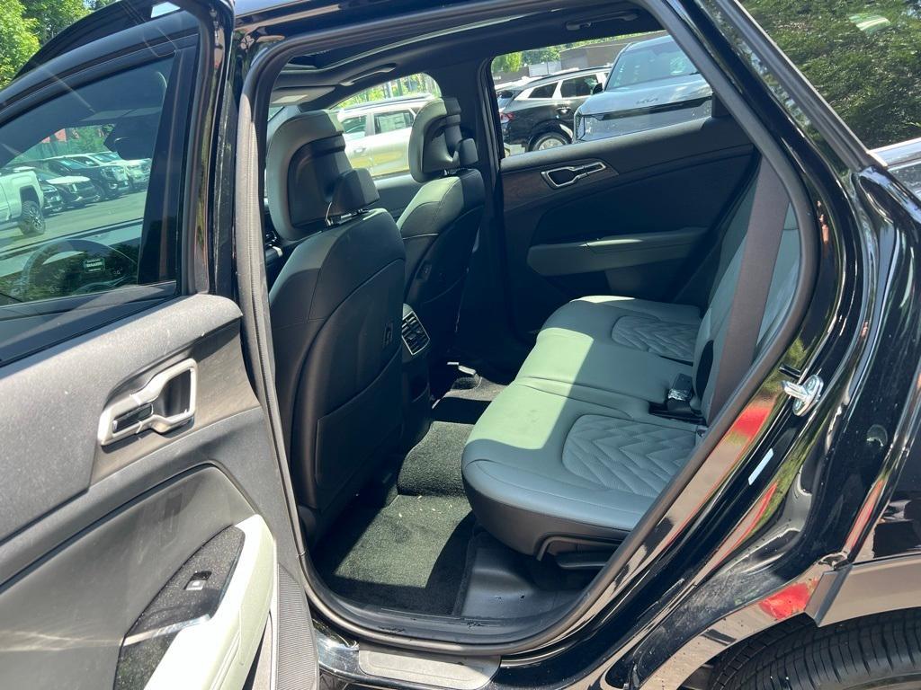 used 2024 Kia Sportage car, priced at $31,889