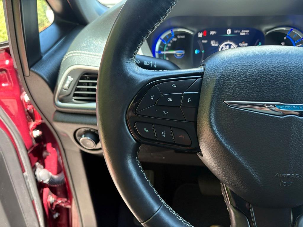 used 2021 Chrysler Pacifica Hybrid car, priced at $27,999