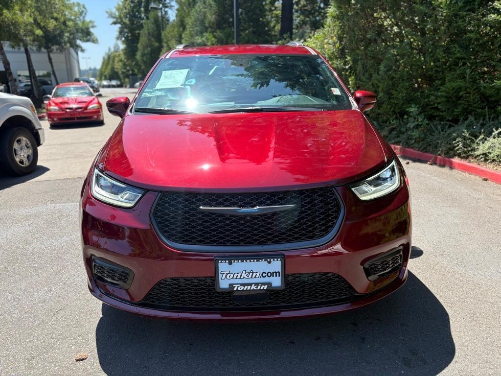 used 2021 Chrysler Pacifica Hybrid car, priced at $27,999