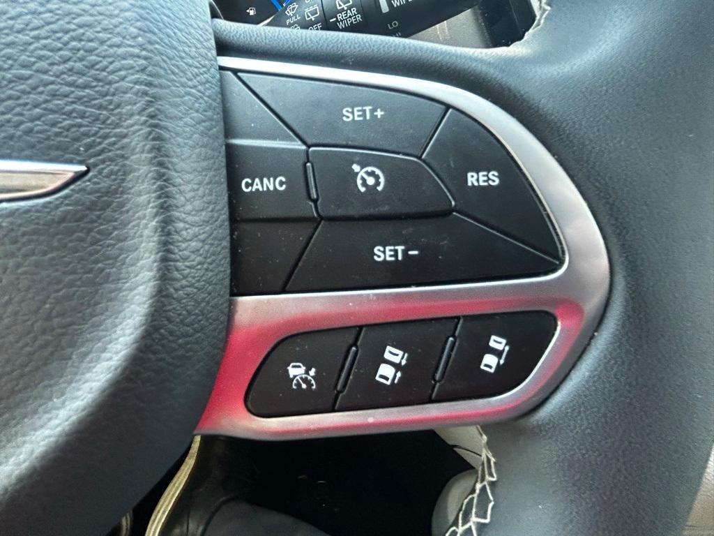 used 2023 Chrysler Pacifica Hybrid car, priced at $25,799