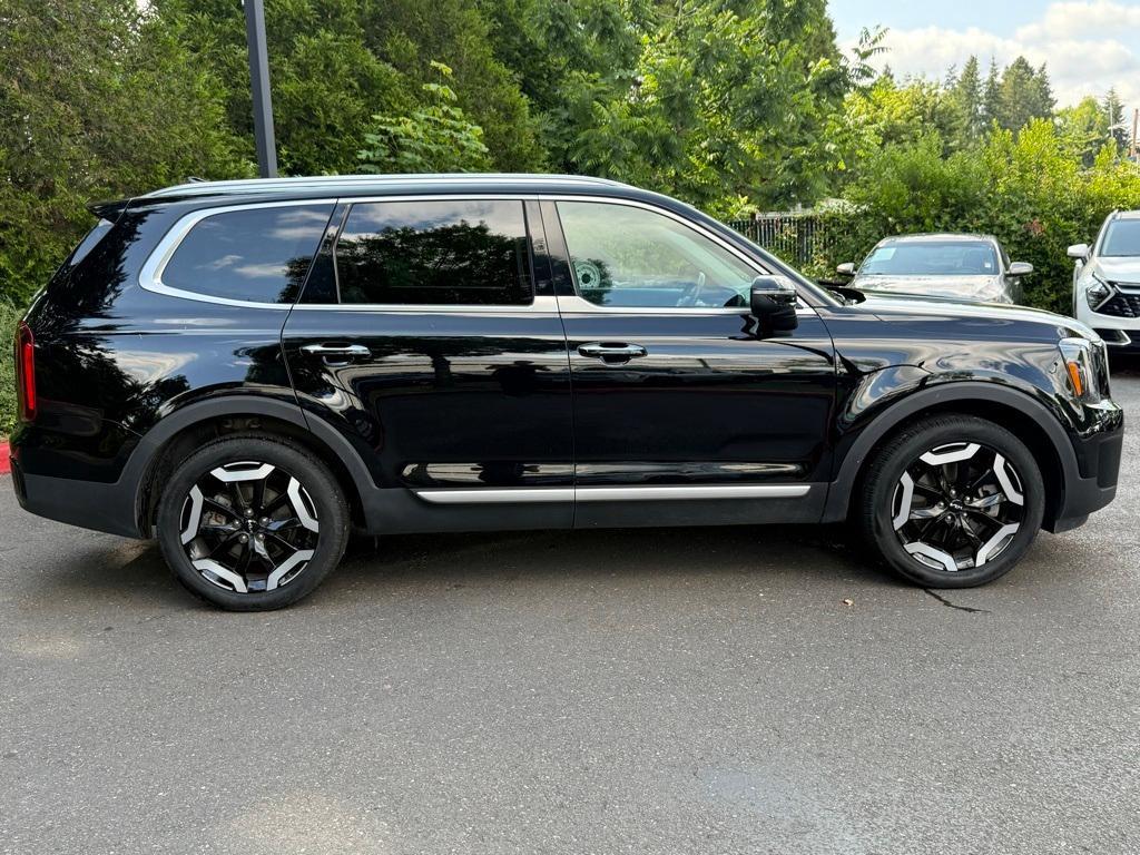 used 2024 Kia Telluride car, priced at $38,995