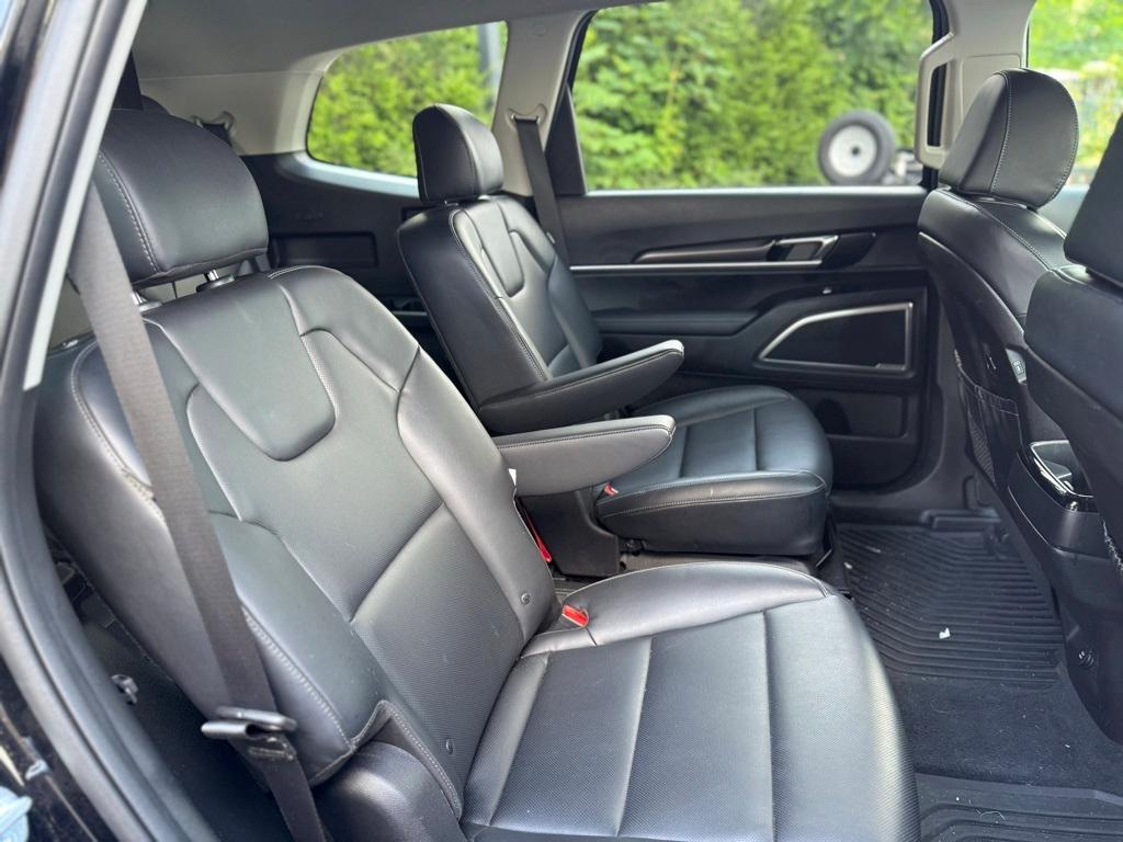 used 2024 Kia Telluride car, priced at $38,995