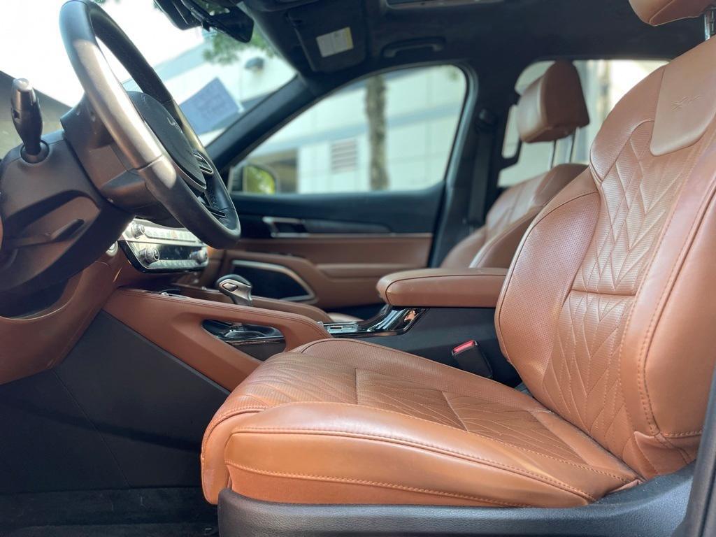 used 2024 Kia Telluride car, priced at $45,999