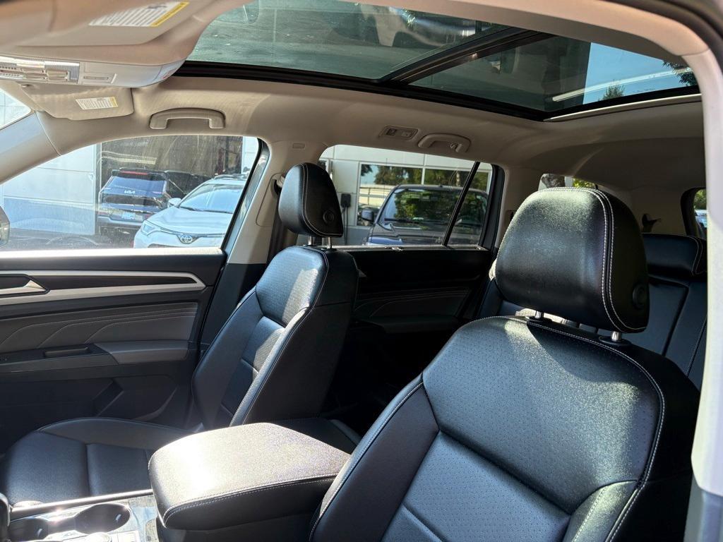 used 2022 Volkswagen Atlas car, priced at $28,999