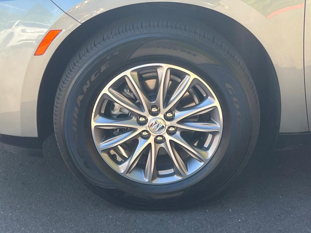used 2024 Buick Enclave car, priced at $35,999