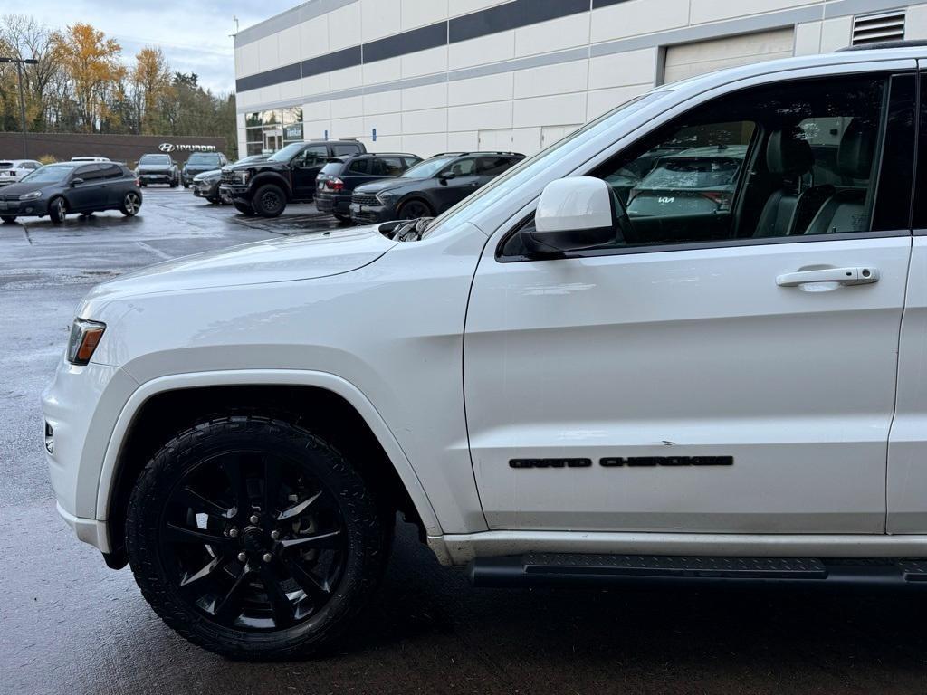 used 2018 Jeep Grand Cherokee car, priced at $17,795