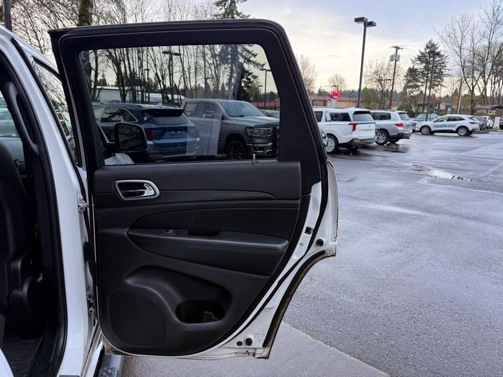 used 2018 Jeep Grand Cherokee car, priced at $17,795