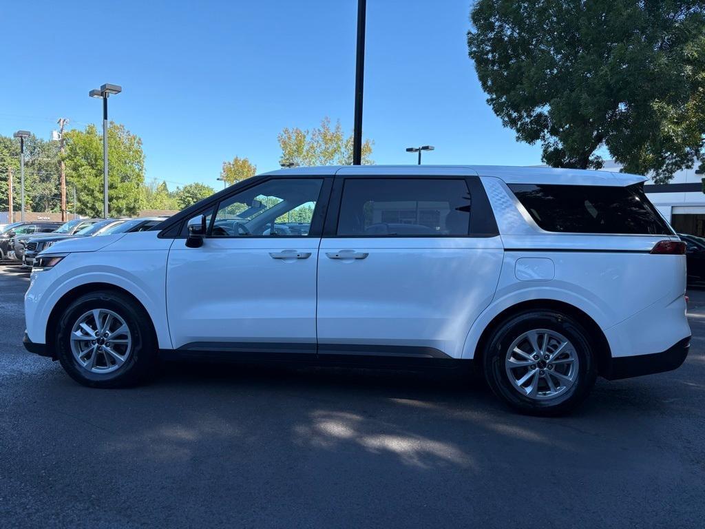 used 2024 Kia Carnival car, priced at $31,999
